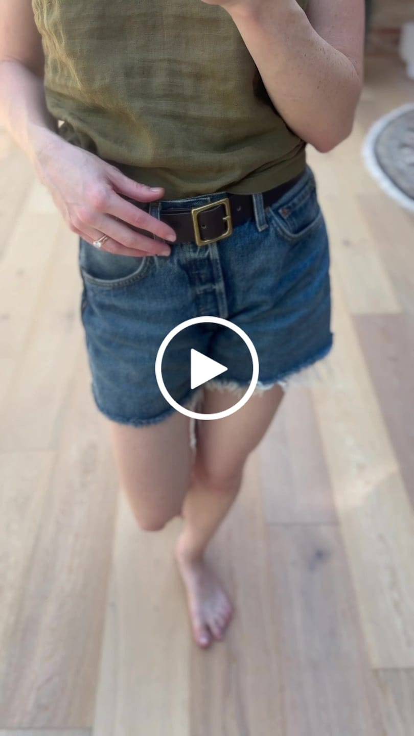 Customer video review of Elara- Cognac Leather Belt with Gold Rectangular Buckle - Made in Canada