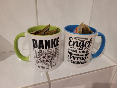 Customer photo review of Physio-Therapeutin Tasse Geschenk Lustiger Spruch Physiotherapie Geschenkidee Kaffee-Becher