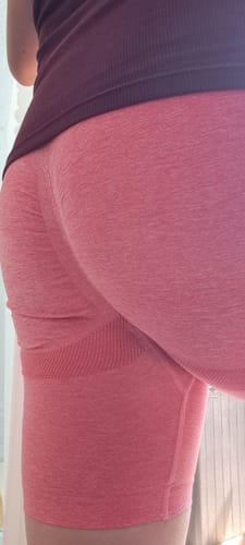 Customer photo review of Zelda Seamless Shorts