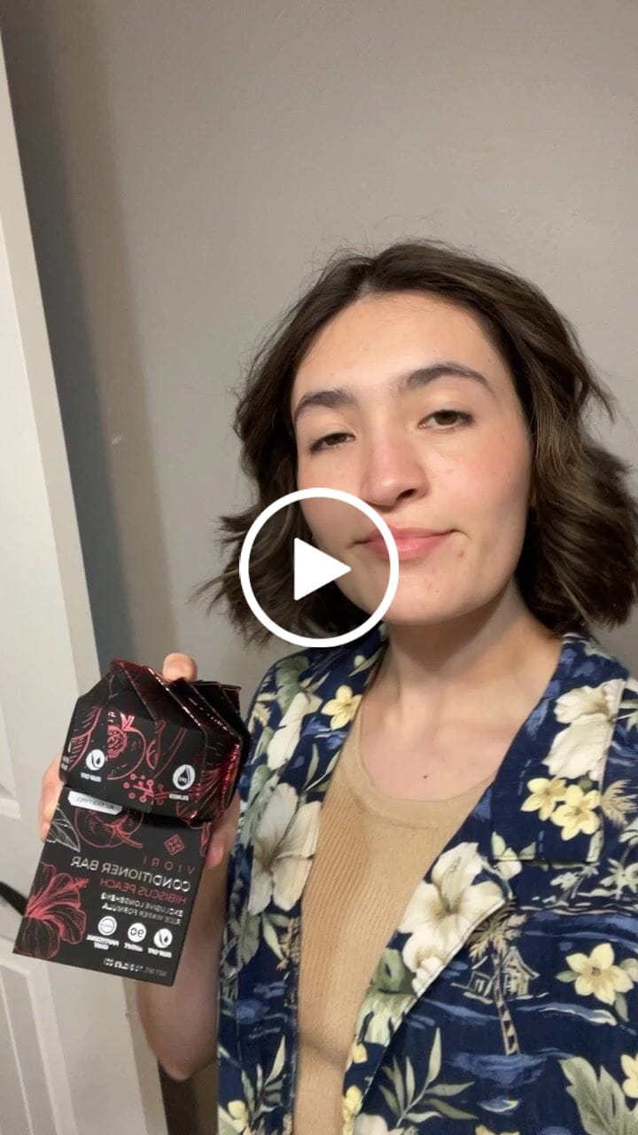 Customer video review of EXCLUSIVE Hibiscus Peach Shampoo Bar