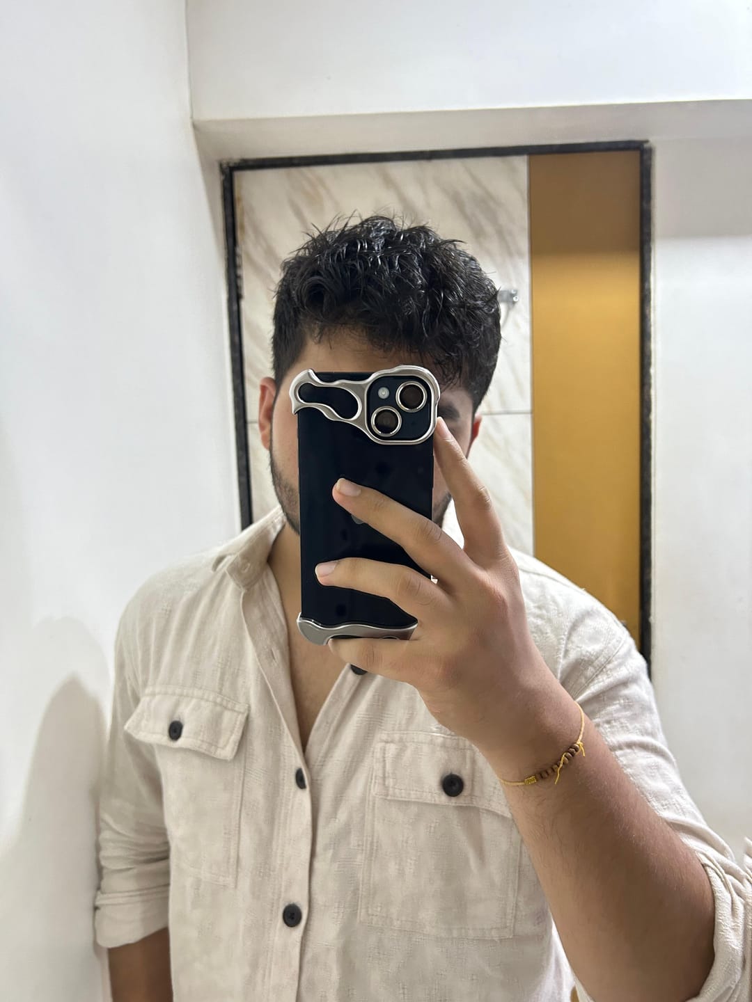 Customer photo review of Premium Skeleton Luxury iPhone Sleek Aluminium Metal Bumper Case With Camera Lens Protection