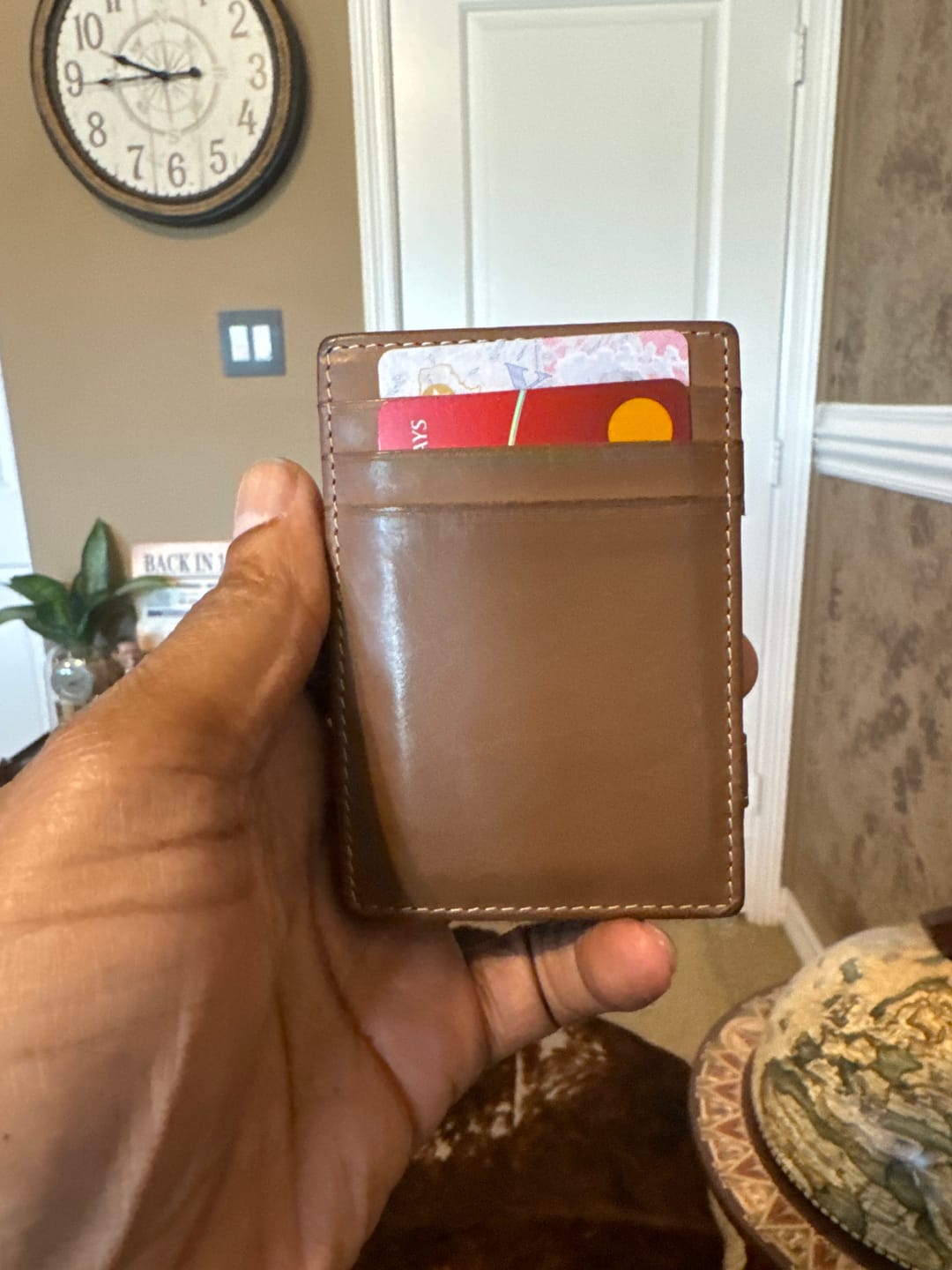 Customer photo review of Magic Wallet - 10 Cards