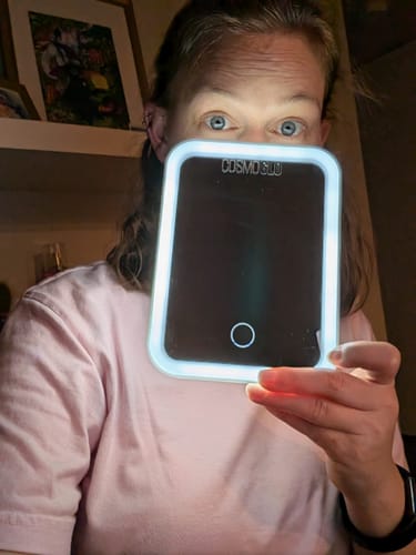 Customer photo review of CosmoGlo LED Light Up Mirror