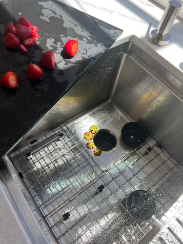 Customer photo review of 33" Workstation Sink - Single Bowl - Offset Drain Left (5LS33L)