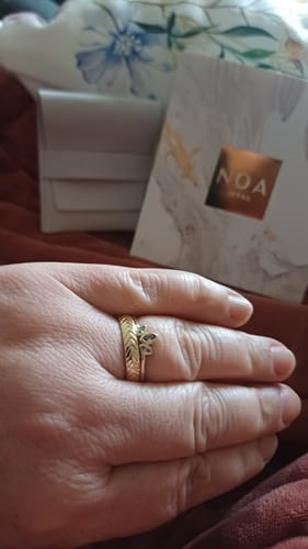Customer photo review of ANILLO RHIA BAÑO DE ORO