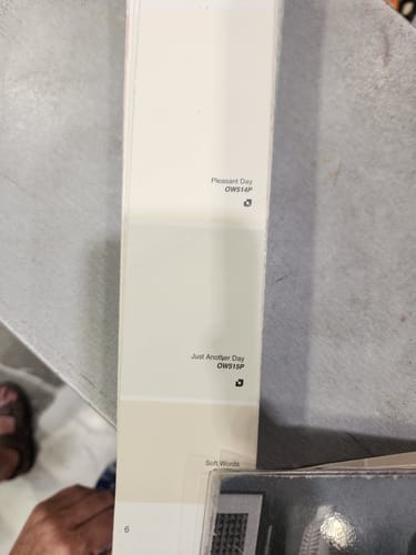 Customer photo review of דלת מראה להסתרת ארון חשמל