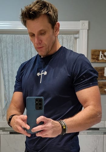 Customer photo review of Matthew 19:26 Performance Tee