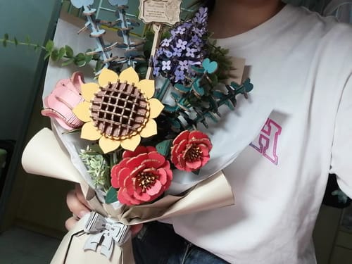 Customer photo review of Wooden Flower Bouquet Wooden Puzzle