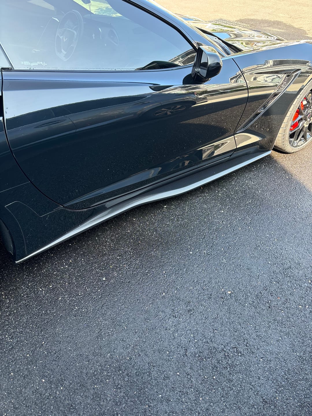 Customer photo review of Corvette C7 Z06 Conversion Side Skirts Rocker Panels