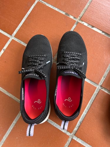 Customer photo review of Move All Day Comfort Casual Insoles