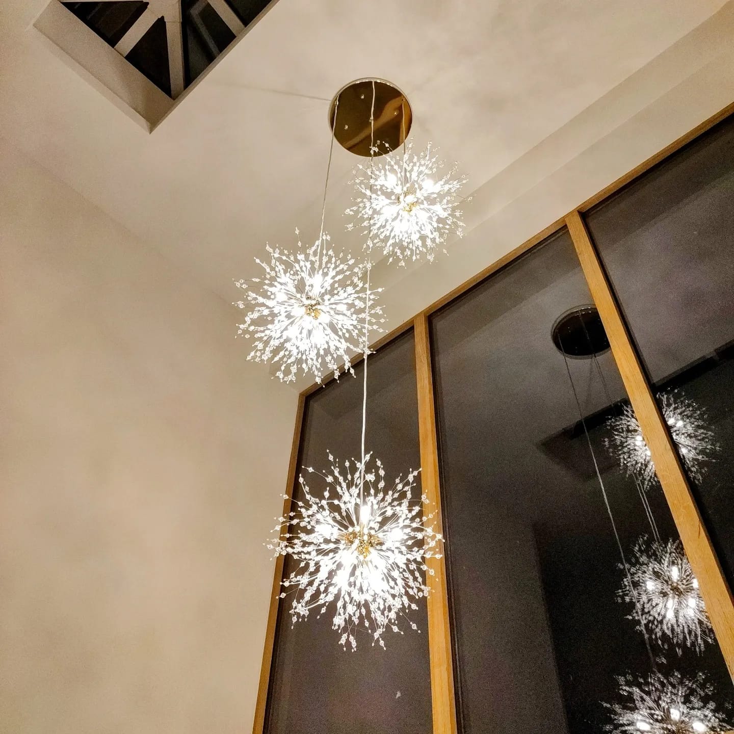 Customer photo review of 24/40-Light Modern Large Sputnik Firework Chandelier