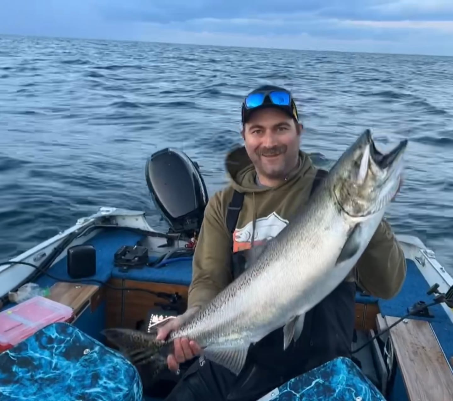 Customer photo review of Lake Trout/Salmon Jigging Rod