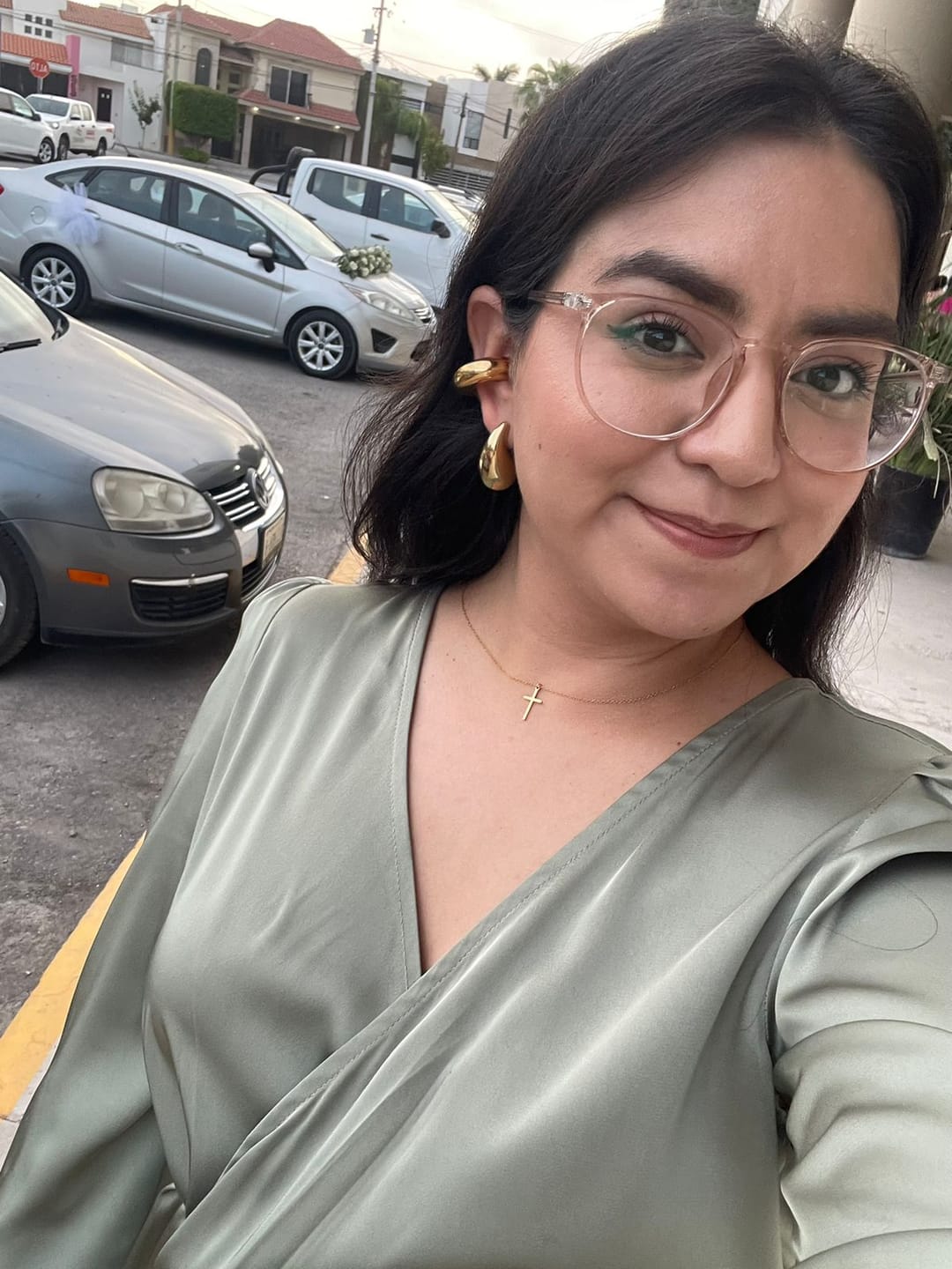 Customer photo review of Chunky Ear Cuff