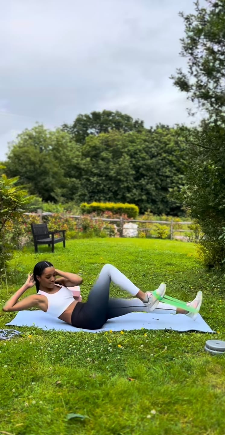 Customer photo review of Ombre Black to White Yoga Pants