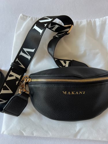 Customer photo review of NEAH - BLACK