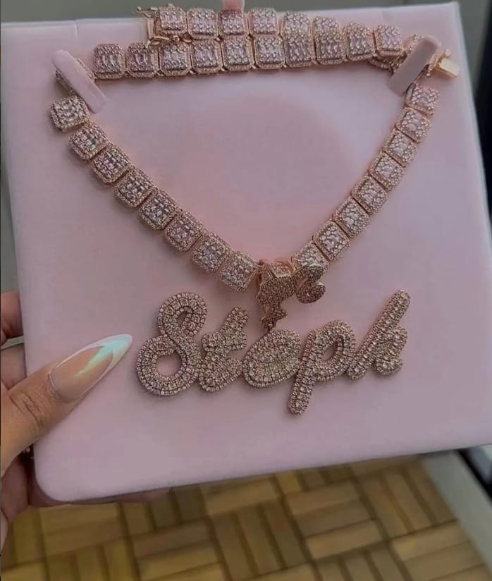 Customer photo review of SASHA CUSTOM NECKLACE - BARBIE STYLE