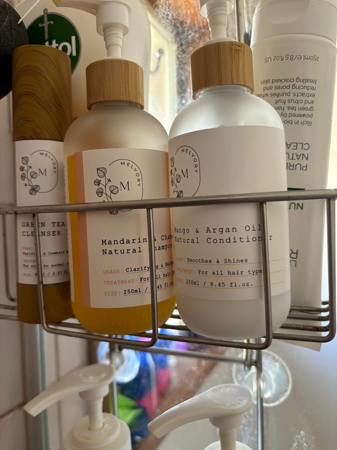 Customer photo review of SHAMPOO & CONDITIONER BUNDLE