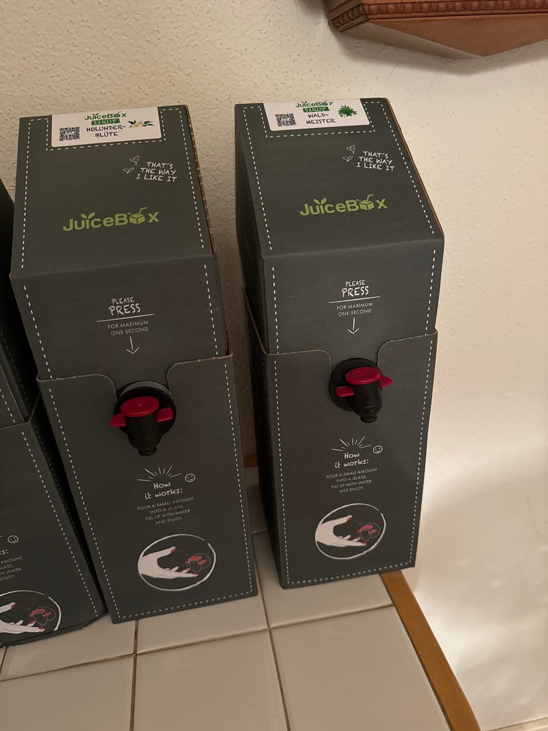 Customer photo review of JuiceBox™ Limited Edition Endless Summer