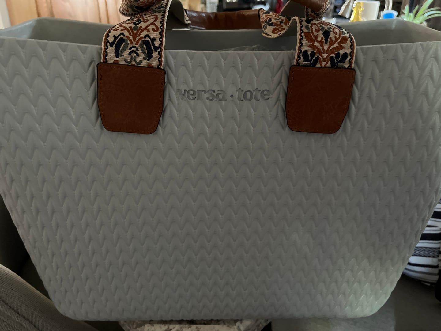 Customer photo review of Carrie All Textured Tote