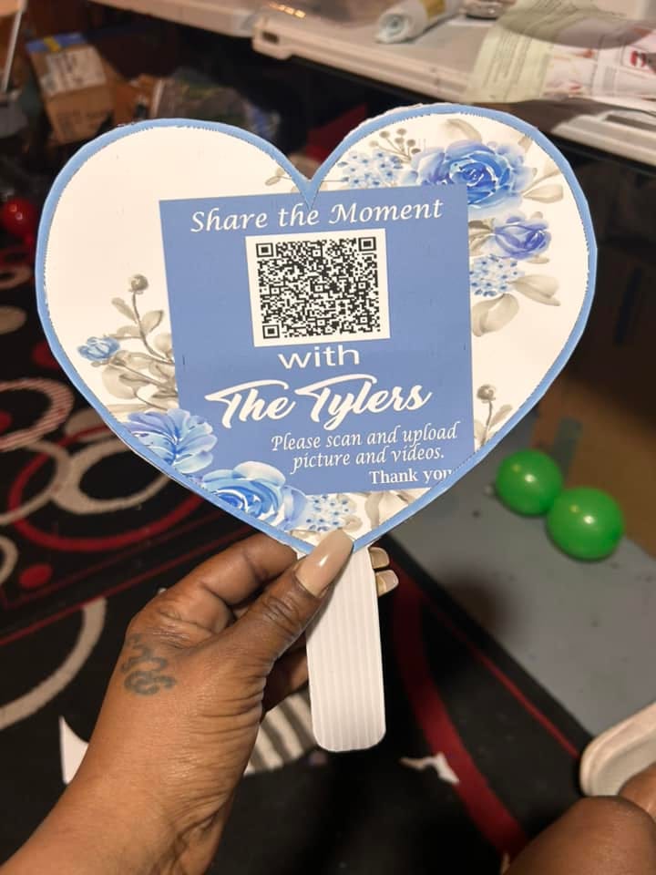 Customer photo review of Event QR Code Gallery