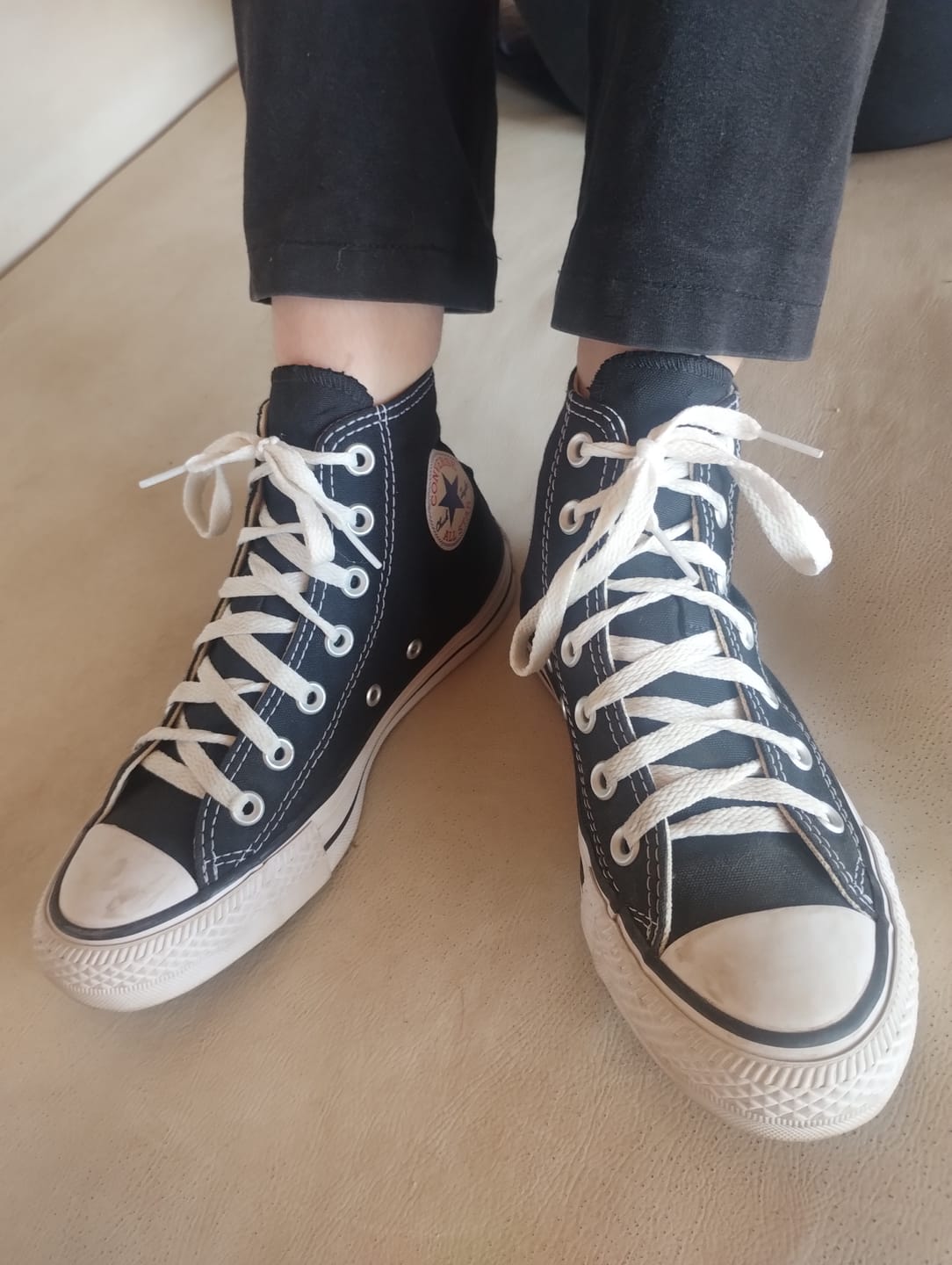 Customer photo review of Zapatillas Converse Chuck Taylor Hi Negro