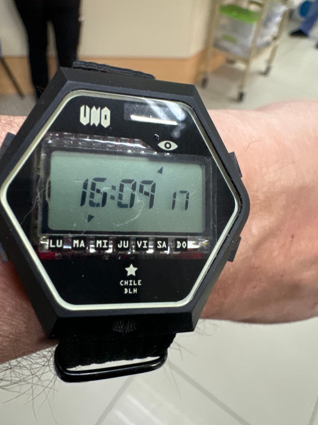 Customer photo review of PREVENTA CON DESPACHO JULIO: El Número Uno, el primer reloj digital en la historia de Chile