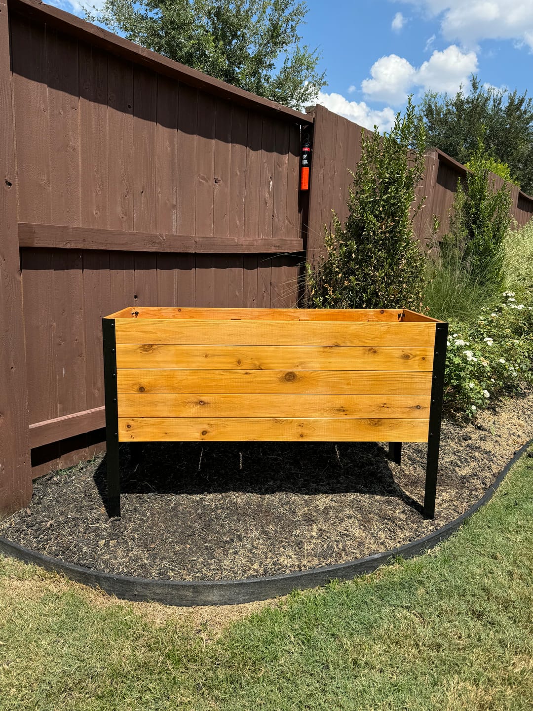 Customer photo review of Raised Garden Bed - 46cm x 122cm x 76cm