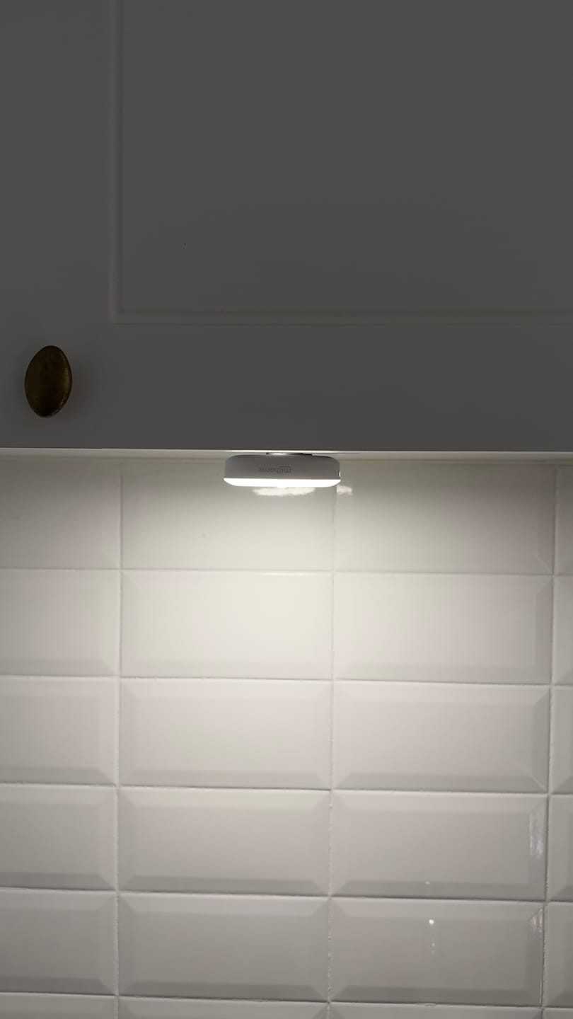 Customer photo review of Pack de 4 Practifocos Led Recargables Multiuso