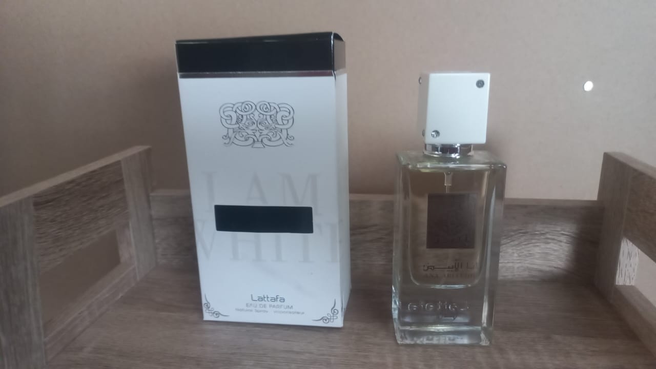 Customer photo review of Ana Abiyedh Lattafa Perfumes