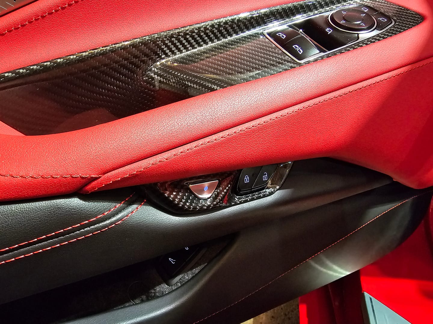 Customer photo review of Chevrolet Corvette C8 Carbon Fiber Side Door Interior Control Button Trim Cover