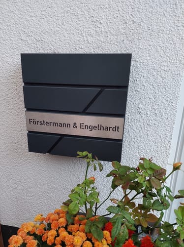 Customer photo review of Absenkautomatik für Briefkastendeckel