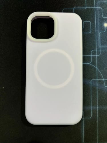 Customer photo review of GlowPop MagSafe iPhone Case