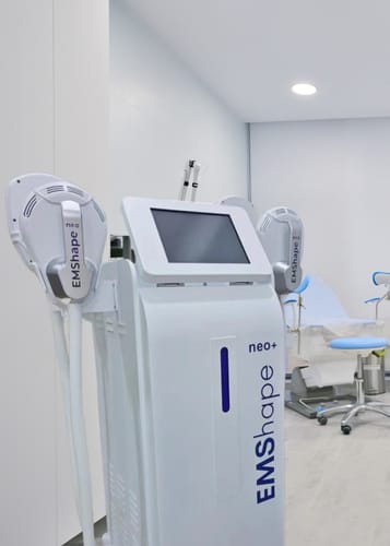 Customer photo review of EMShape® Neo Plus Body Sculpt Machine 5 in 1