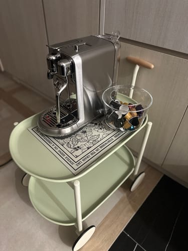 Kady review of 移動茶几 奶油色系雙層收納多用途小推車 image 1 out of 1