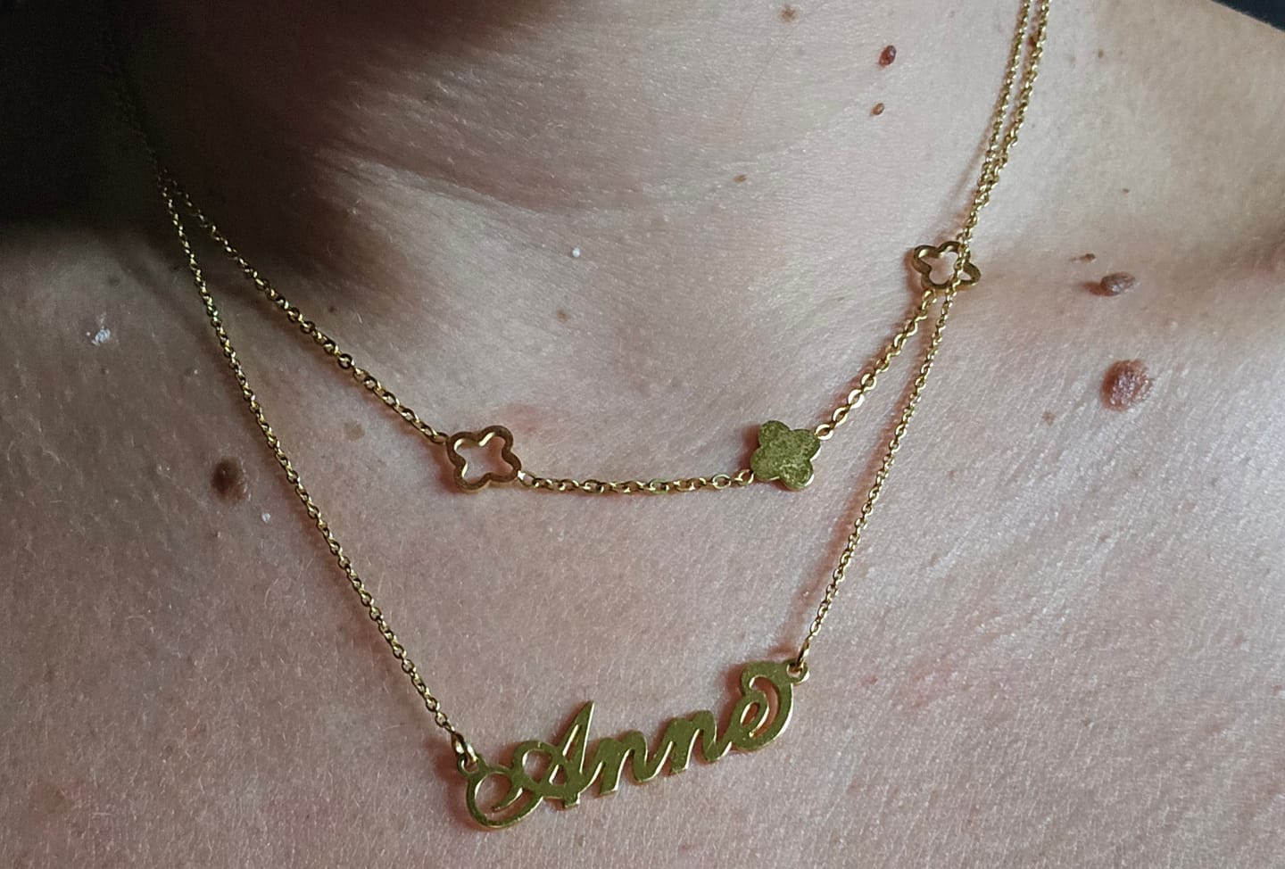 Customer photo review of Clover Kette | 18K vergoldet