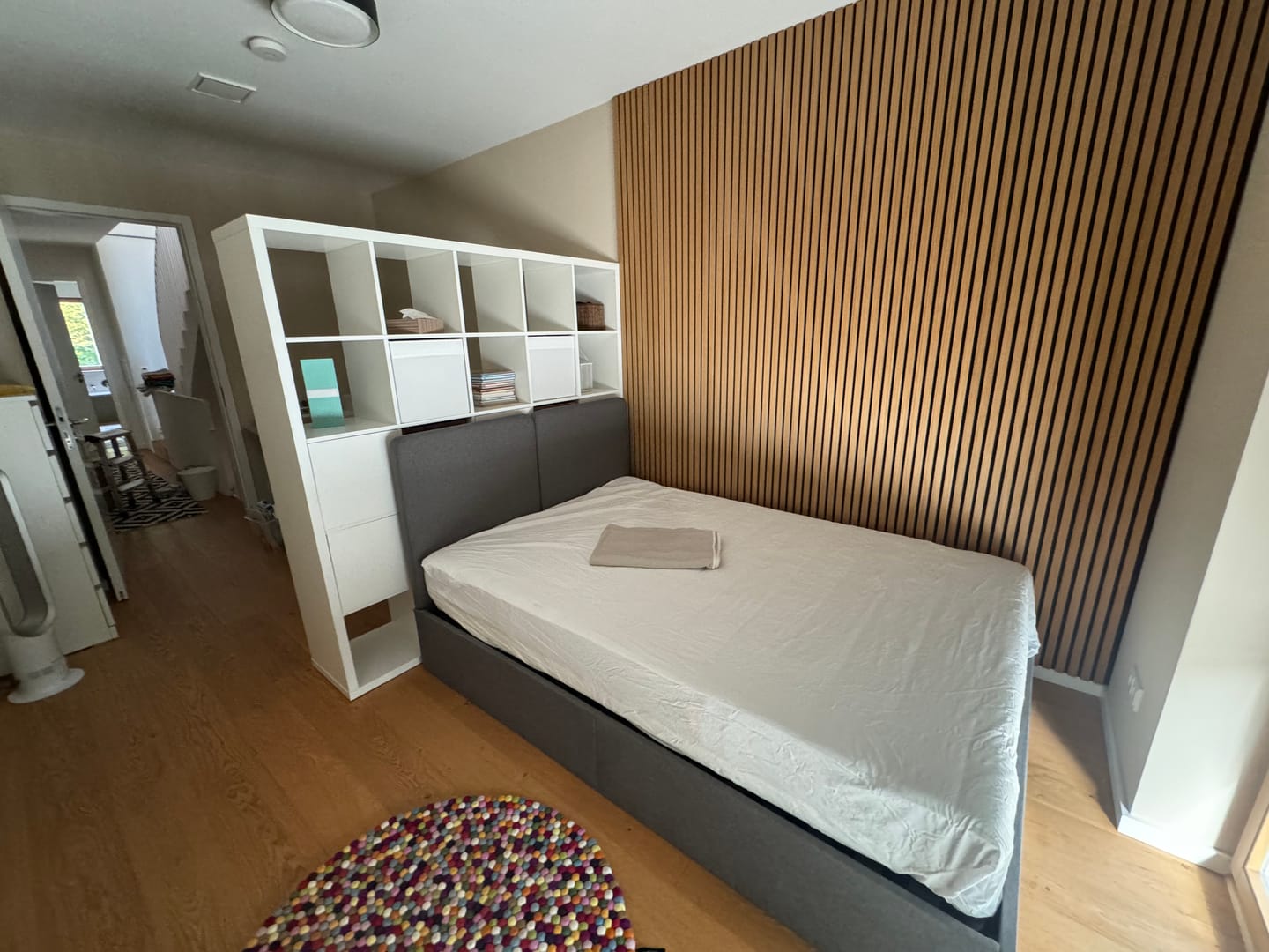 Customer photo review of Akustikpaneele Rustikale Eiche - 300 cm x 60 cm