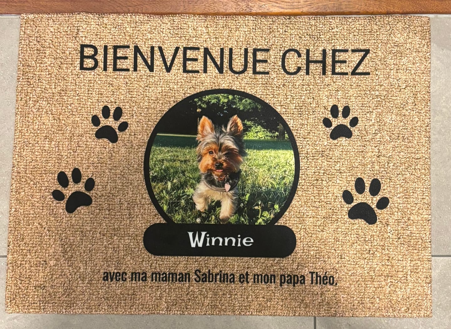 Customer photo review of Photo avec porte-nom - Paillasson personnalisé