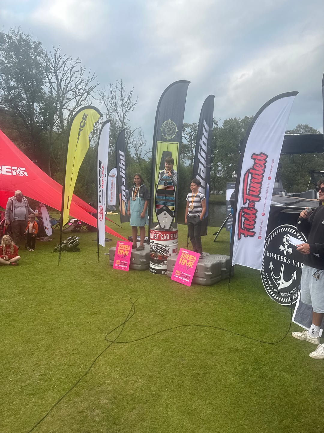 Customer photo review of Feather Flags 3.4m | Premium