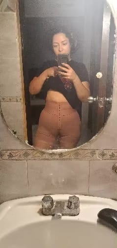 Customer photo review of BODY SHAPER SHORTS