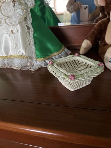 Customer photo review of Belleek Classic Claddagh Friendship Basket