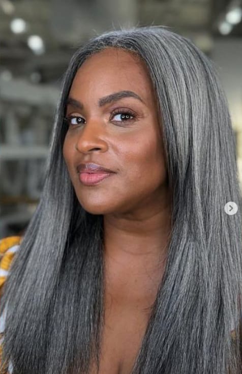Customer photo review of Luvwin 5x5 Closure Kinky Straight Salt & Pepper Middle Parting Glueless Wig