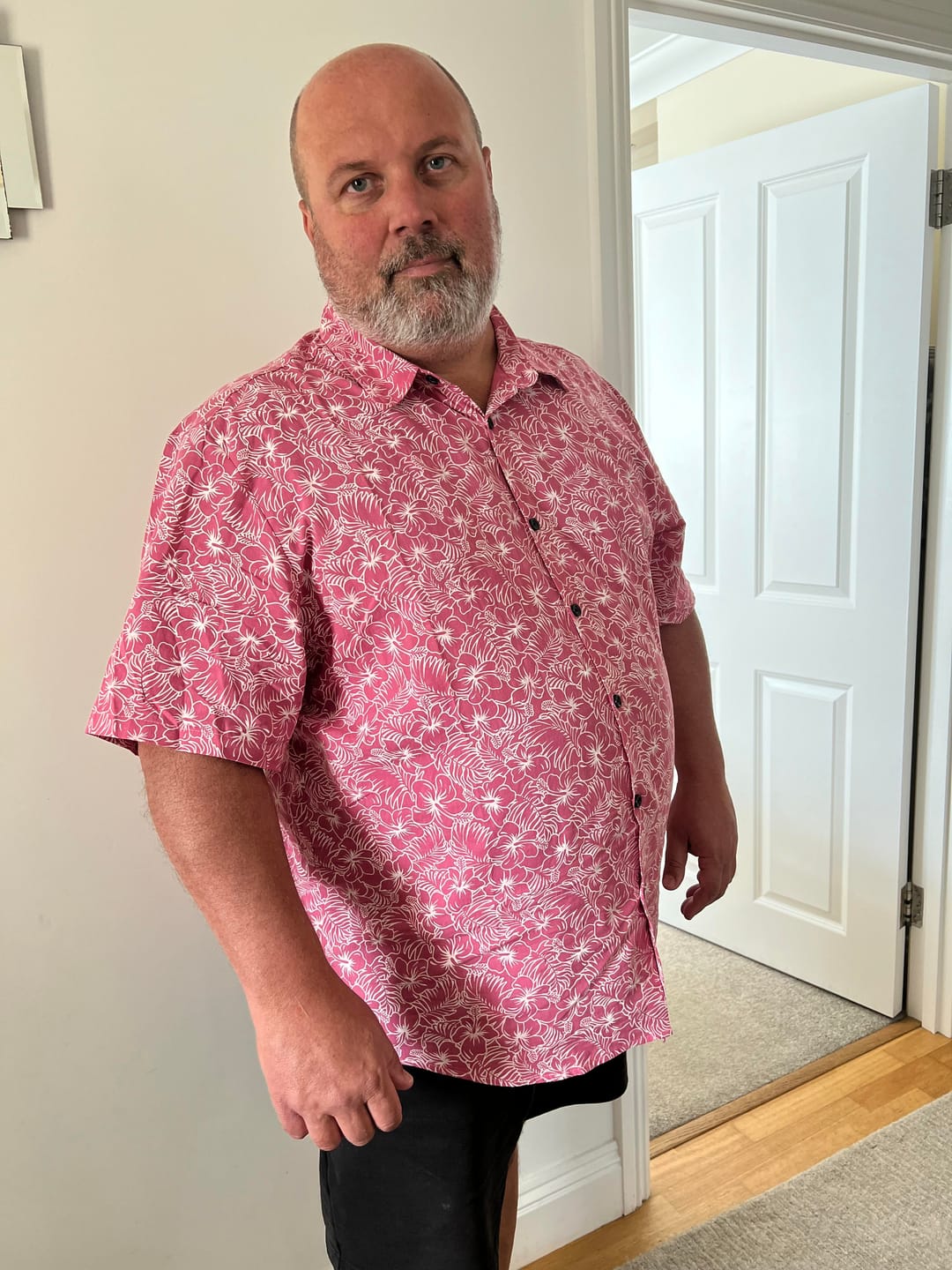 Customer photo review of Men's Cotton Floral Holiday Flower Print Button Up Beach Pink Hawaiian Short Sleeve Shirt