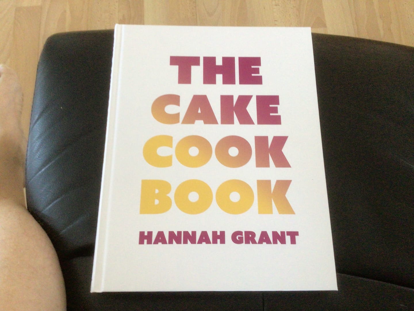 Customer photo review of The Cake Cookbook (Dansk)
