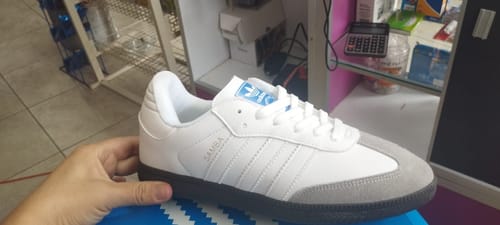 Customer photo review of Tenis 841 Blanco Total