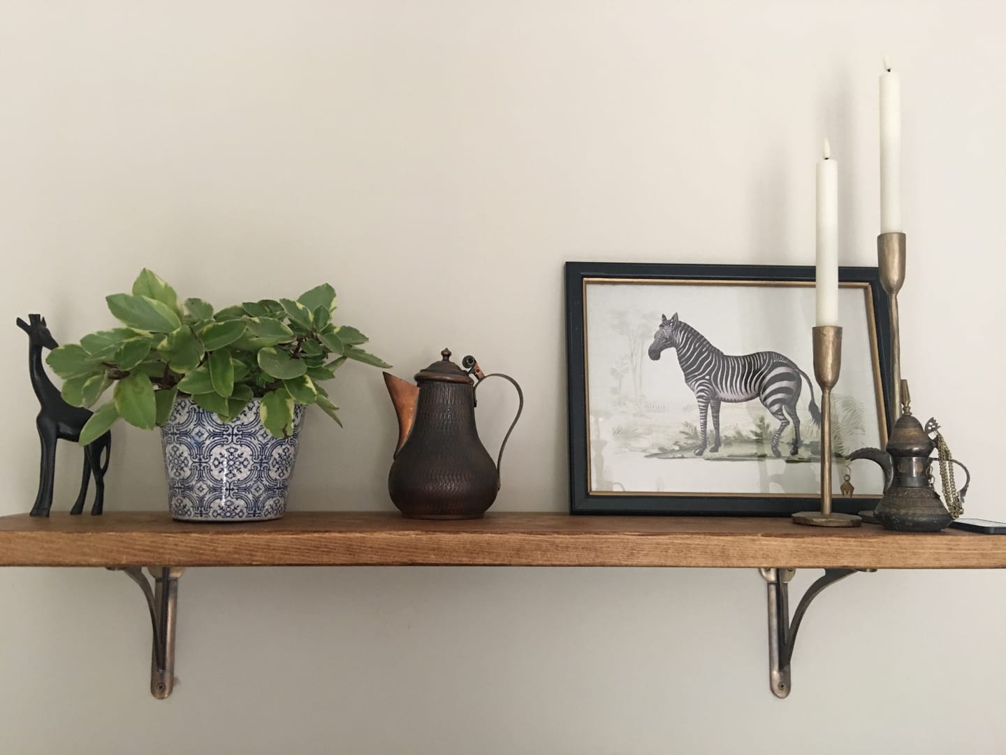 Customer photo review of Ironbridge Aged Brass Shelf Brackets | 4.5/6/7/8/10"