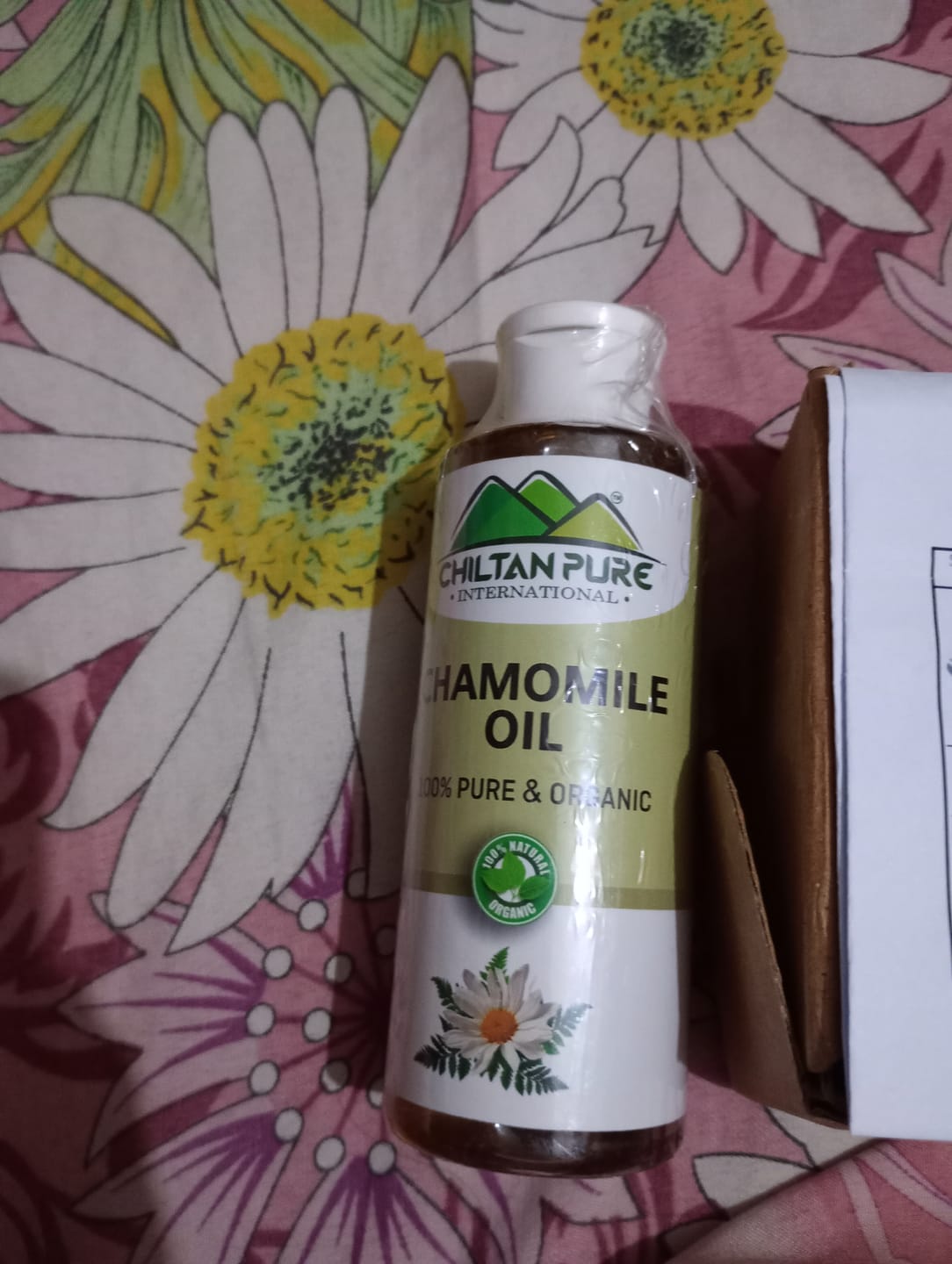 Customer photo review of Chamomile Oil – Give Healthy Look to Your Face & Hair With This Majestic Liquid [بابونہ] 200ml