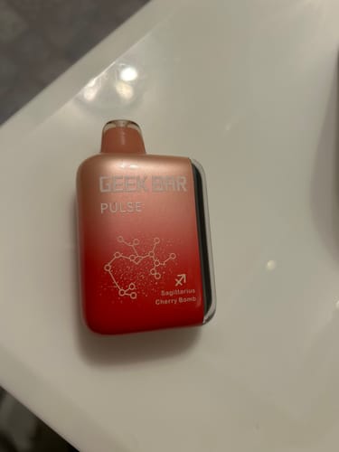 Customer photo review of Geek Bar Pulse