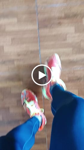 Customer video review of Asics Gel Noosa Tri 15 Hombre Naranja