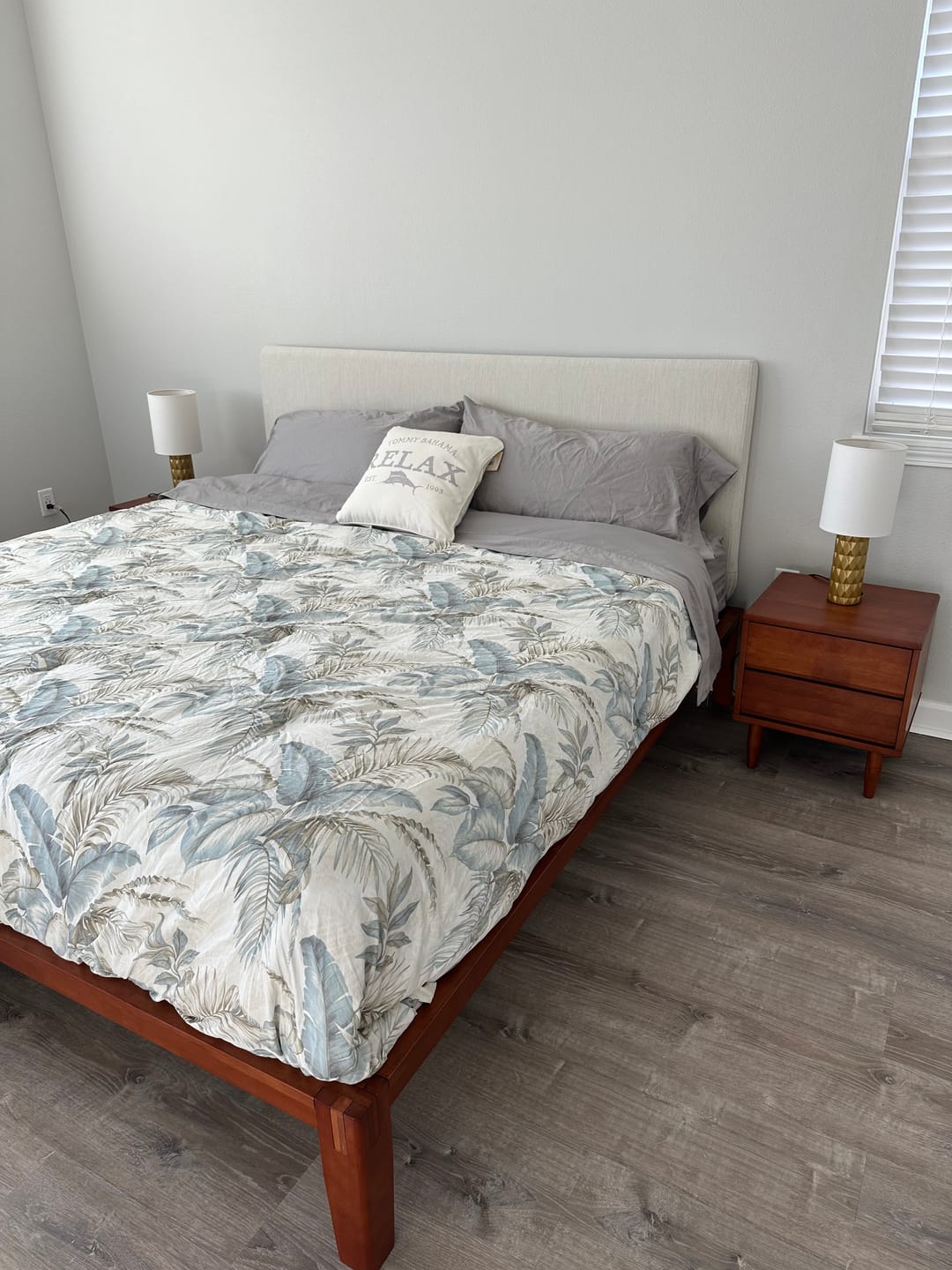 Customer photo review of The Charm 2.0 Bed