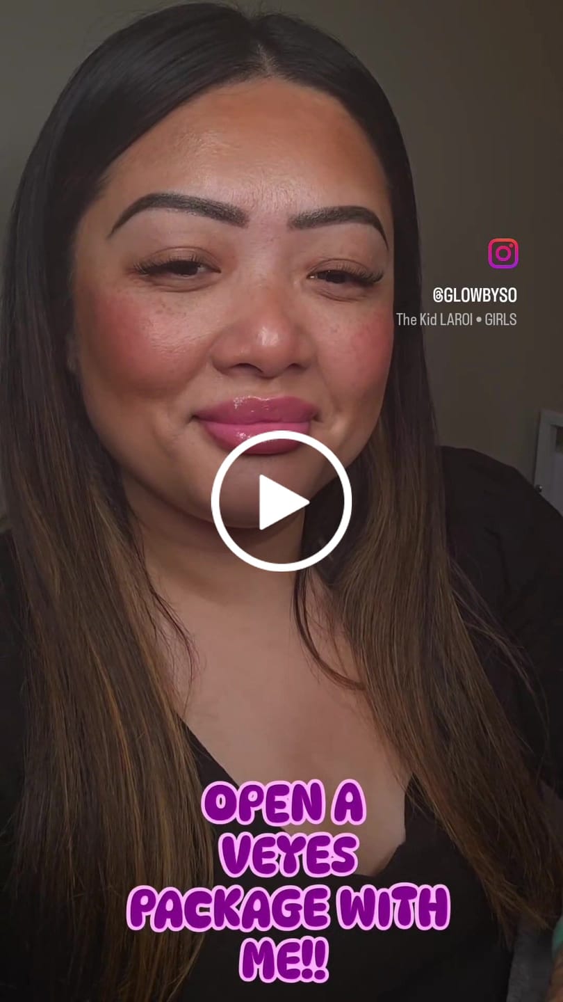 Customer video review of Premium Eyelash Extensions 0.03mm